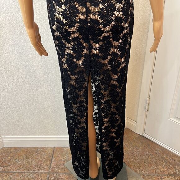 Nightcap Size 1 Black Dress Maxi Boatneck Floral Lace Keyhole & Slit Back Lined - Picture 9 of 16